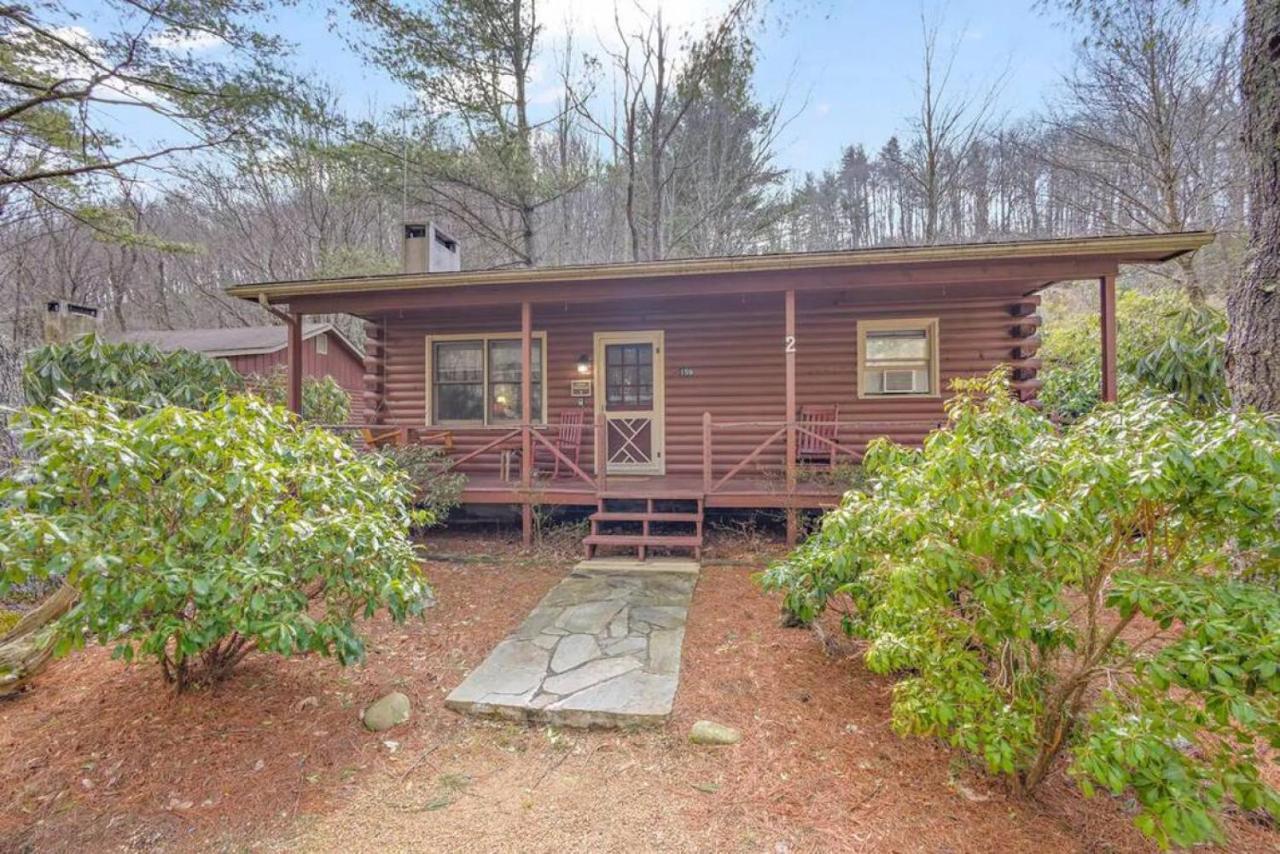 Villa Classic Log Cabin With Fireplace On Quiet River Blowing Rock Exterior foto